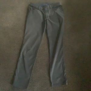 Lululemon men’s hybrid pants